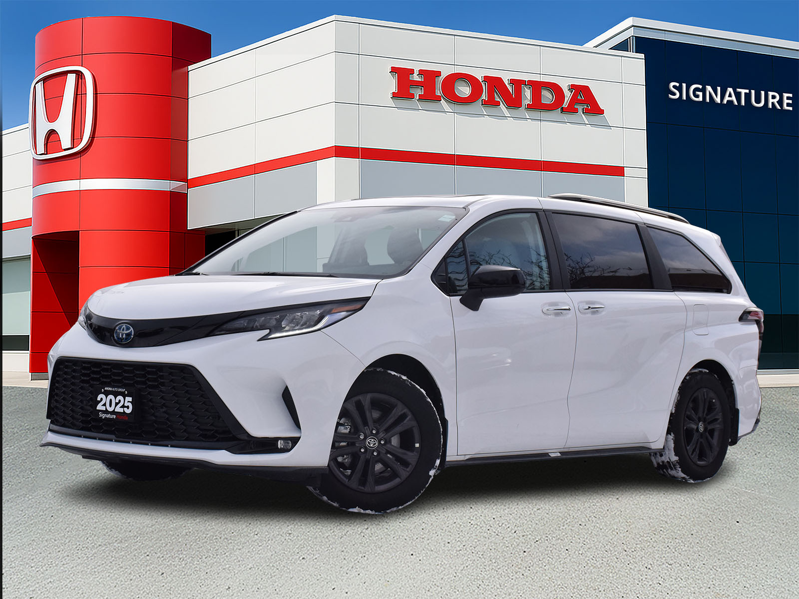 Toyota Sienna XSE 7-Passenger AWD