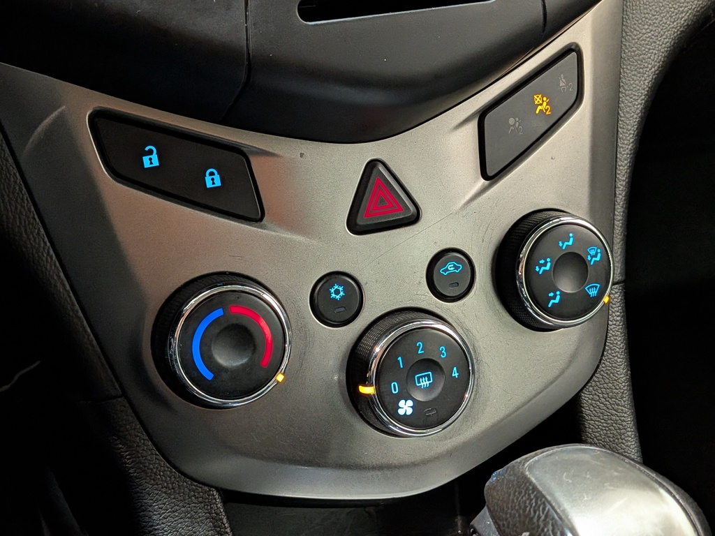 Chevrolet Sonic 2015