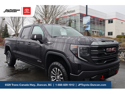 2023 GMC Sierra 1500 AT4 Crew Cab 4WD