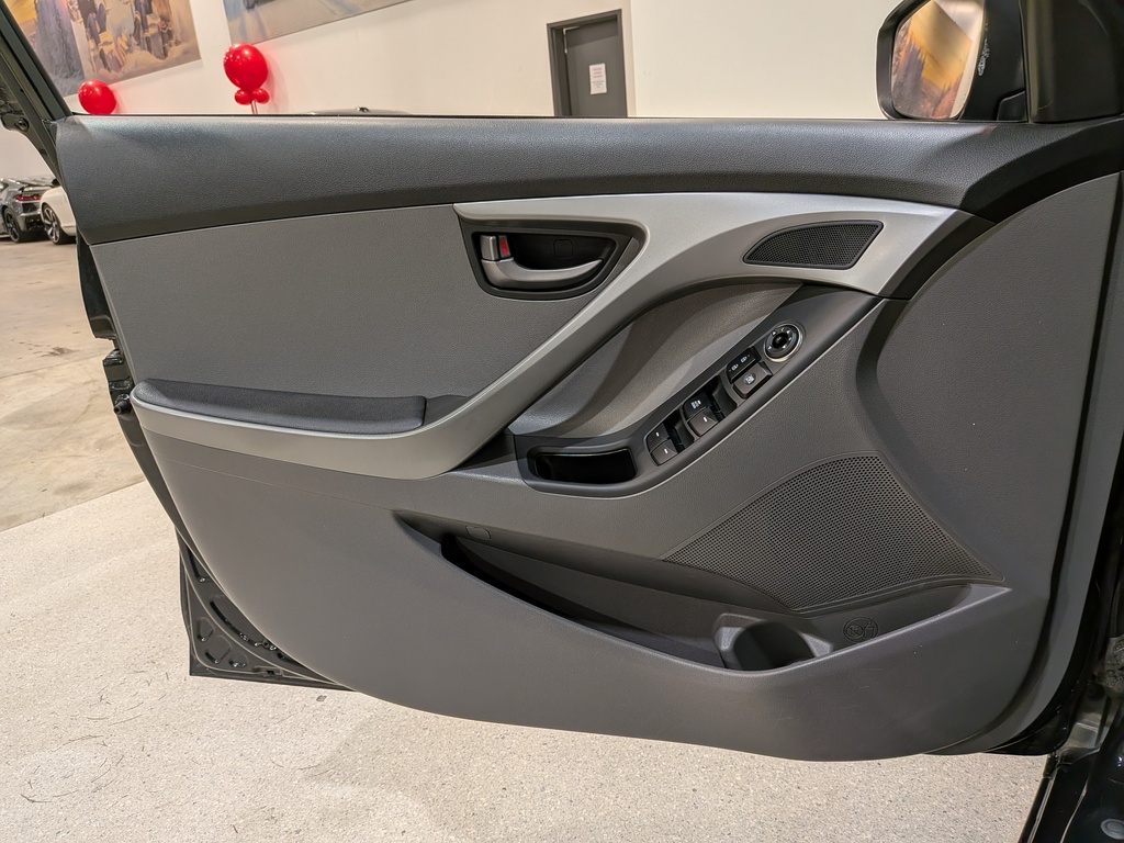 Hyundai Elantra 2014