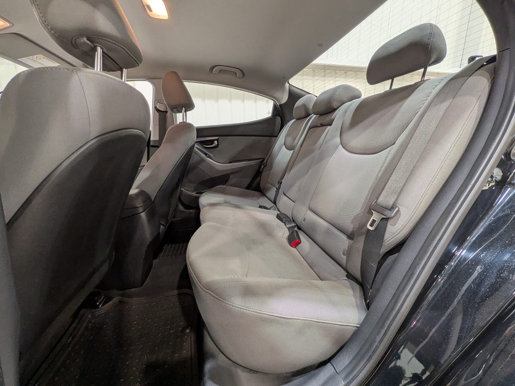 Hyundai Elantra 2014