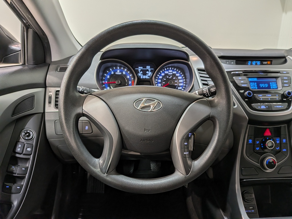 Hyundai Elantra 2014