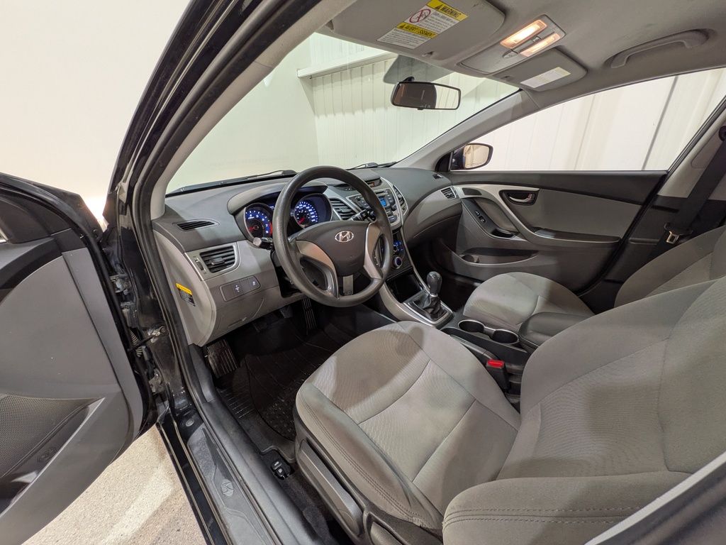 Hyundai Elantra 2014