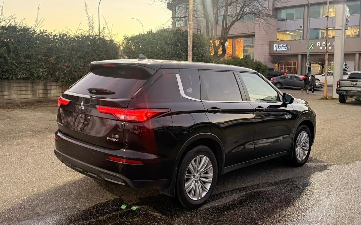 2023 Mitsubishi Outlander PHEV
