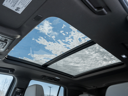 used 2021 GMC Yukon car, priced at $52,995