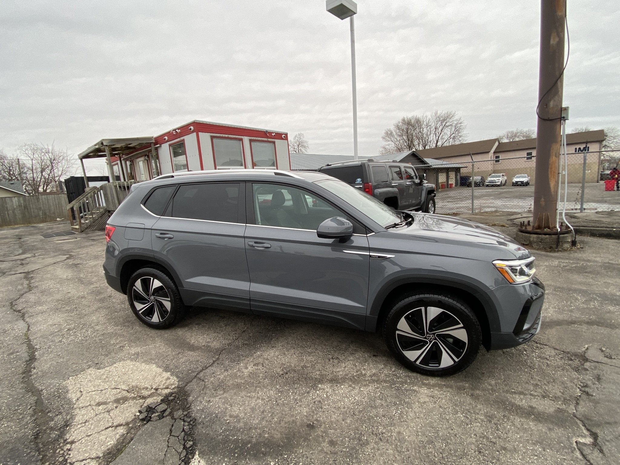 2023 Volkswagen Taos