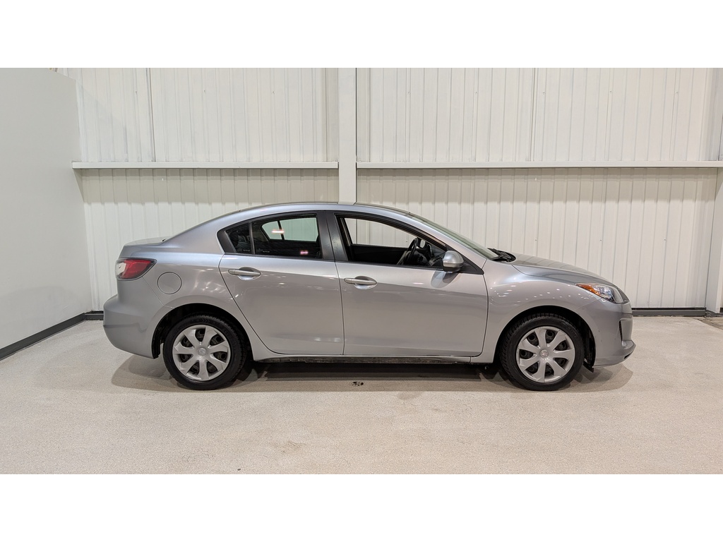 Mazda Mazda3 2013