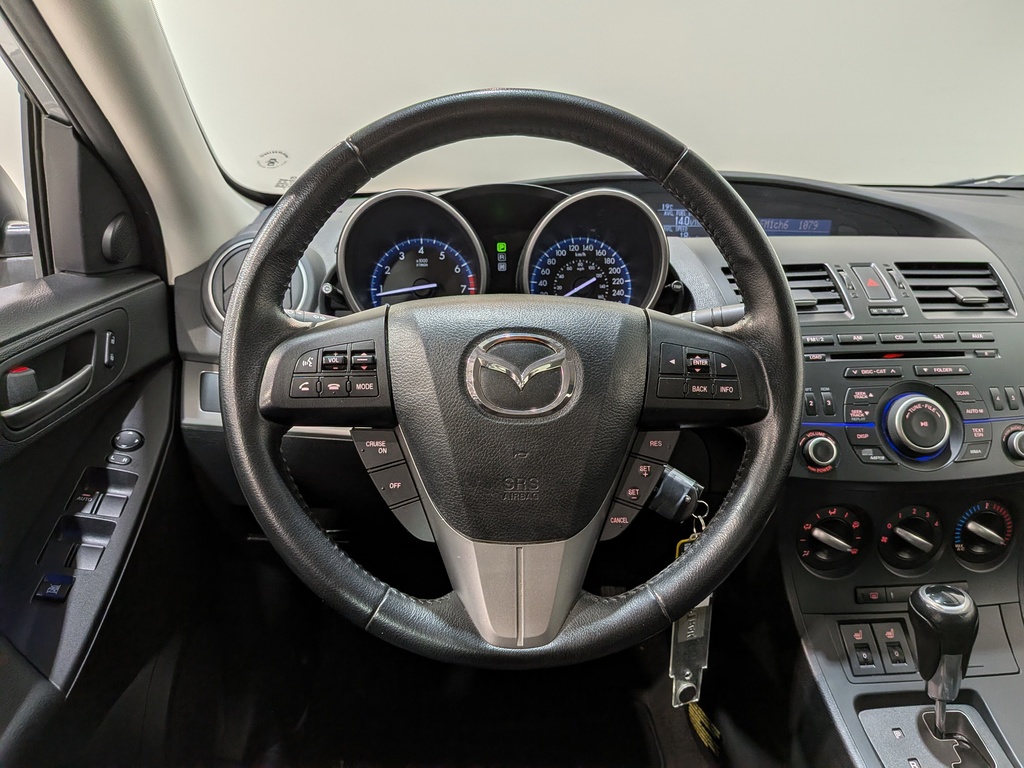 Mazda Mazda3 2013