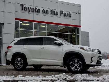 used 2018 Toyota Highlander car, priced at $25,995