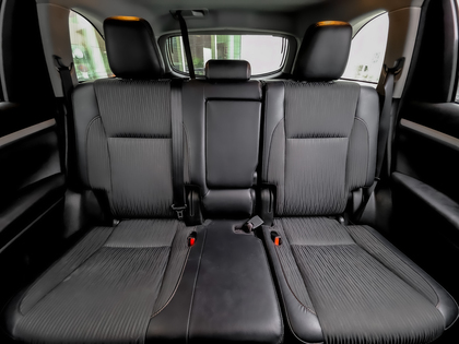 used 2018 Toyota Highlander car, priced at $25,995