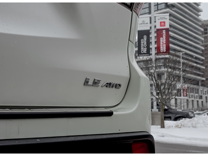 used 2018 Toyota Highlander car, priced at $25,995