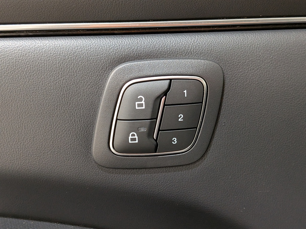 Ford Mustang Mach-E 2021