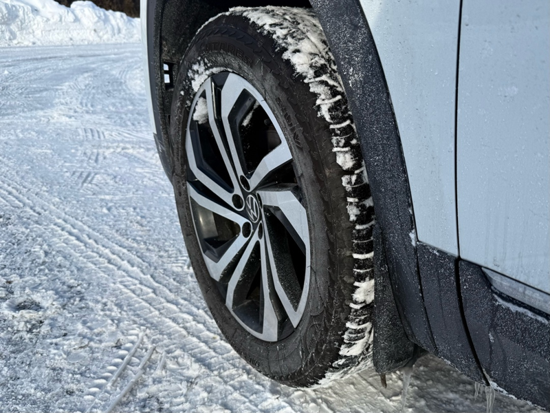 2023 Volkswagen Atlas - Gallery image 7