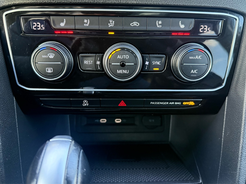 2023 Volkswagen Atlas - Gallery image 19