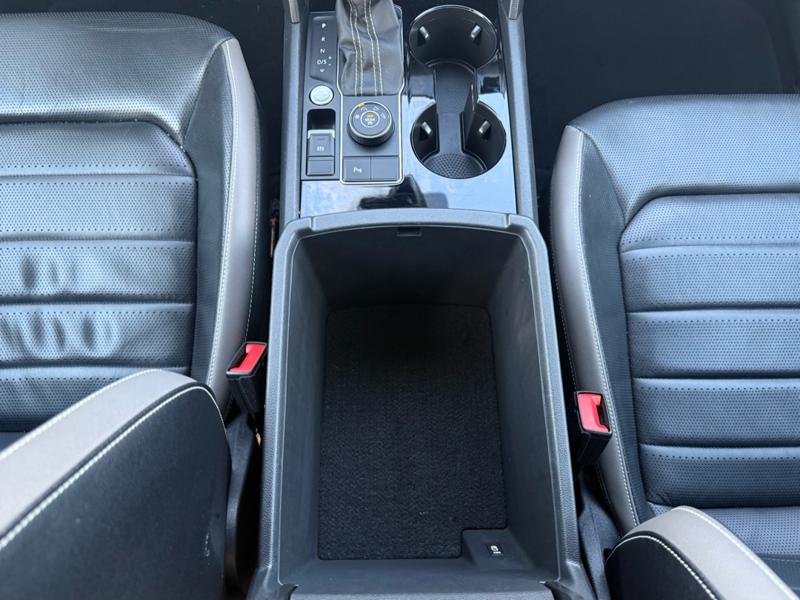 2023 Volkswagen Atlas - Gallery image 26