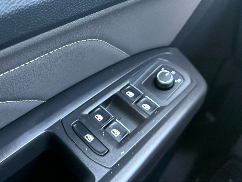 2023 Volkswagen Atlas - Gallery image 10