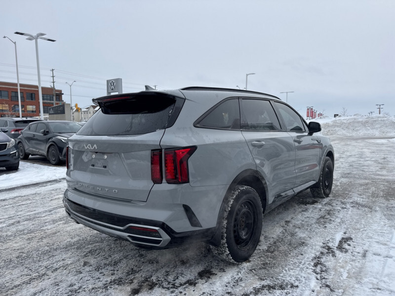 2022 Kia Sorento - Gallery image 5