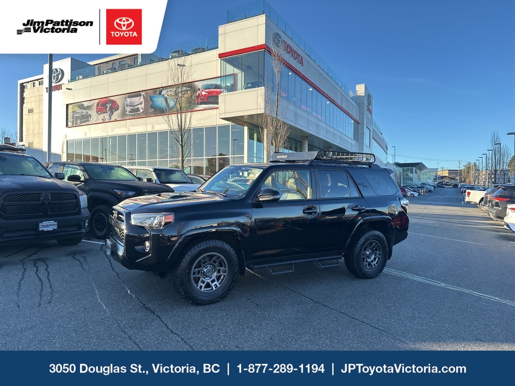 Voxcar TOYOTA 4Runner SUV in Midnight Black Metallic, VICTORIA