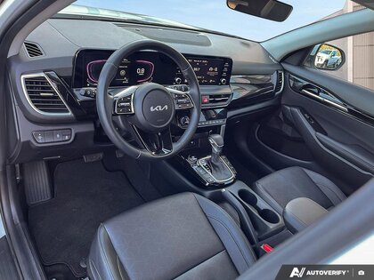 used 2025 Kia Seltos car, priced at $29,297