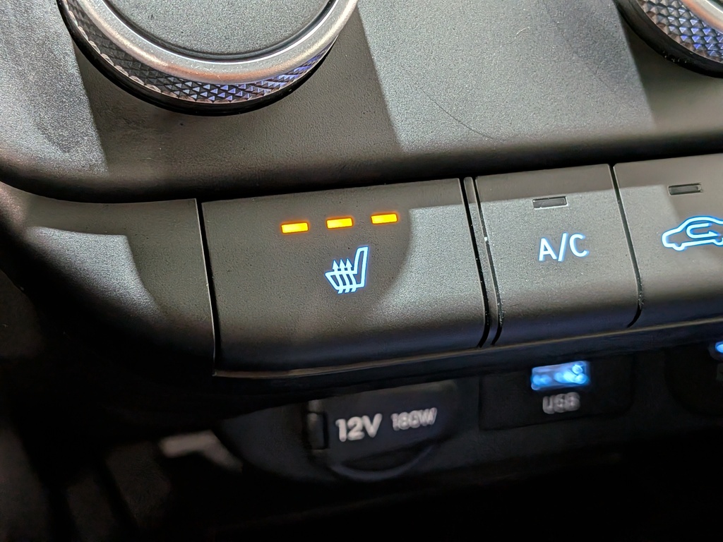 Hyundai Elantra 2024