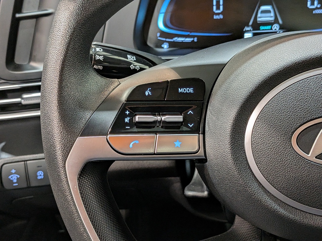 Hyundai Elantra 2024