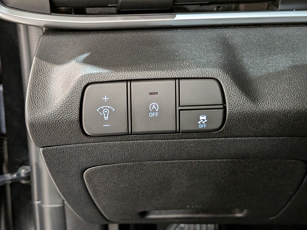 Hyundai Elantra 2024