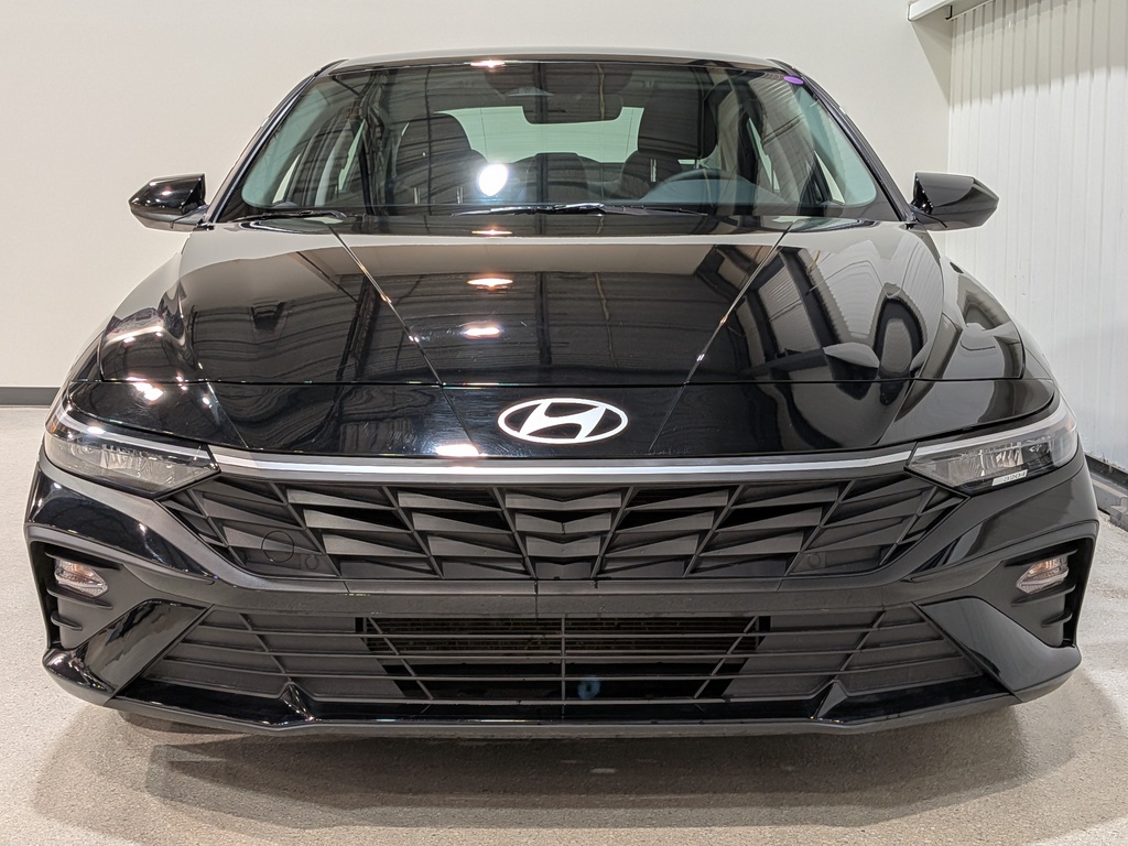 Hyundai Elantra 2024