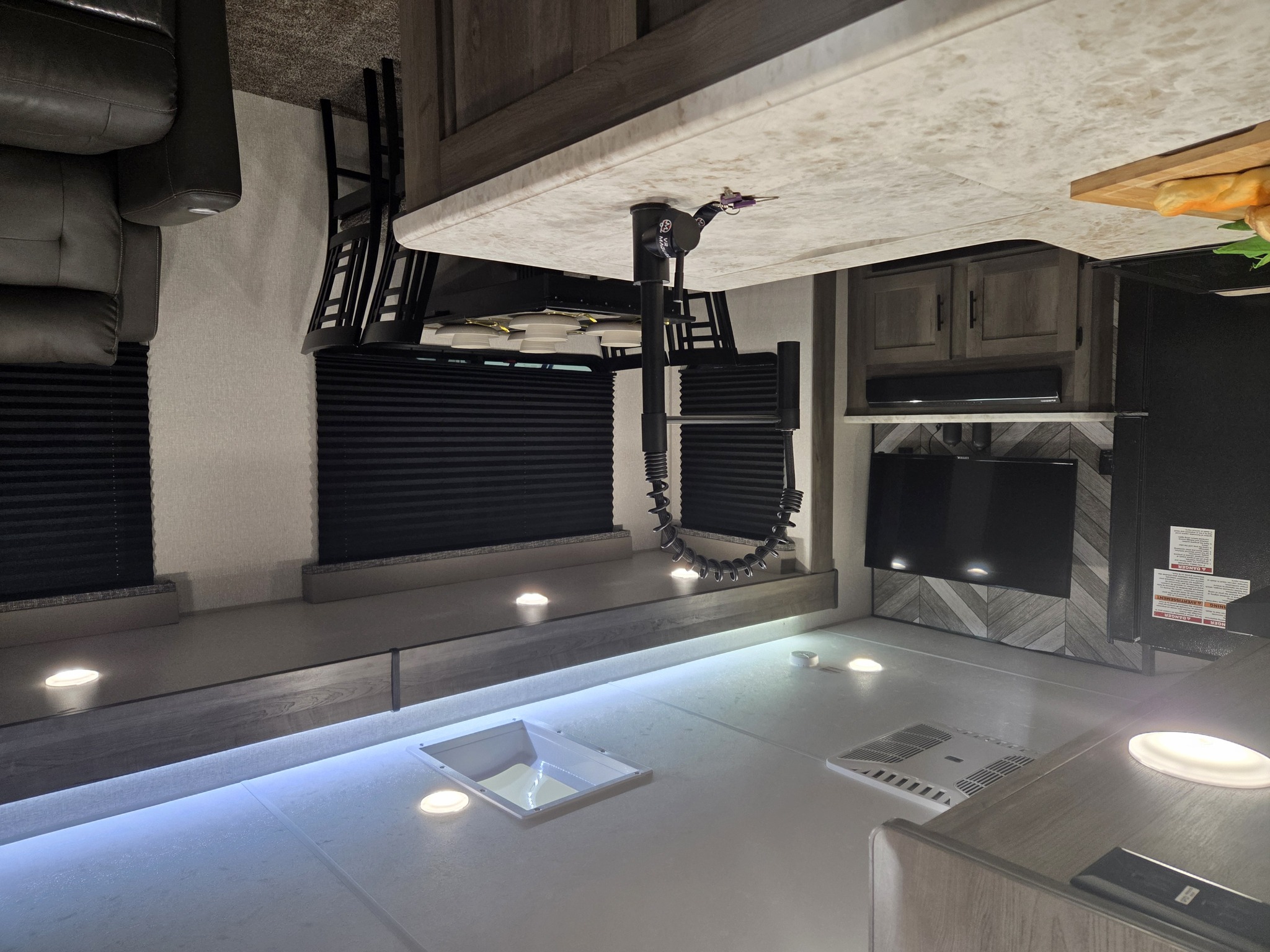 2021 Sportsmen 362BH