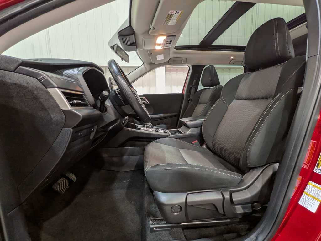 Mitsubishi Outlander 2023