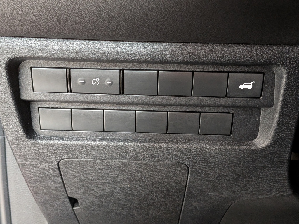 Mitsubishi Outlander 2023