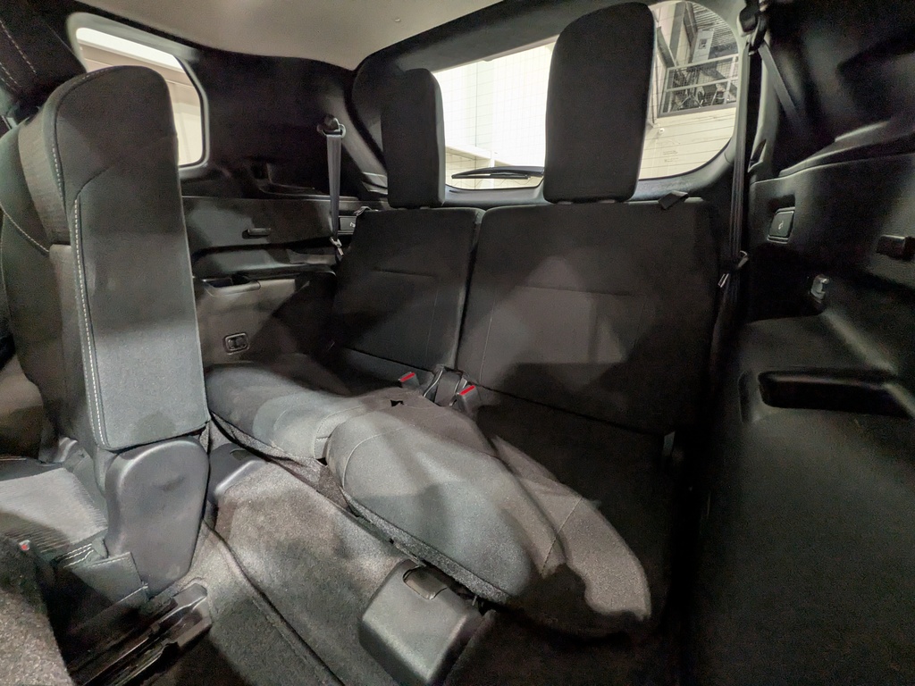 Mitsubishi Outlander 2023