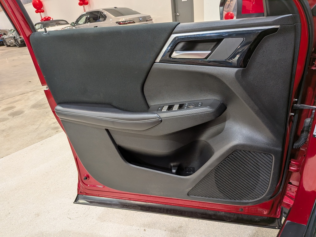 Mitsubishi Outlander 2023