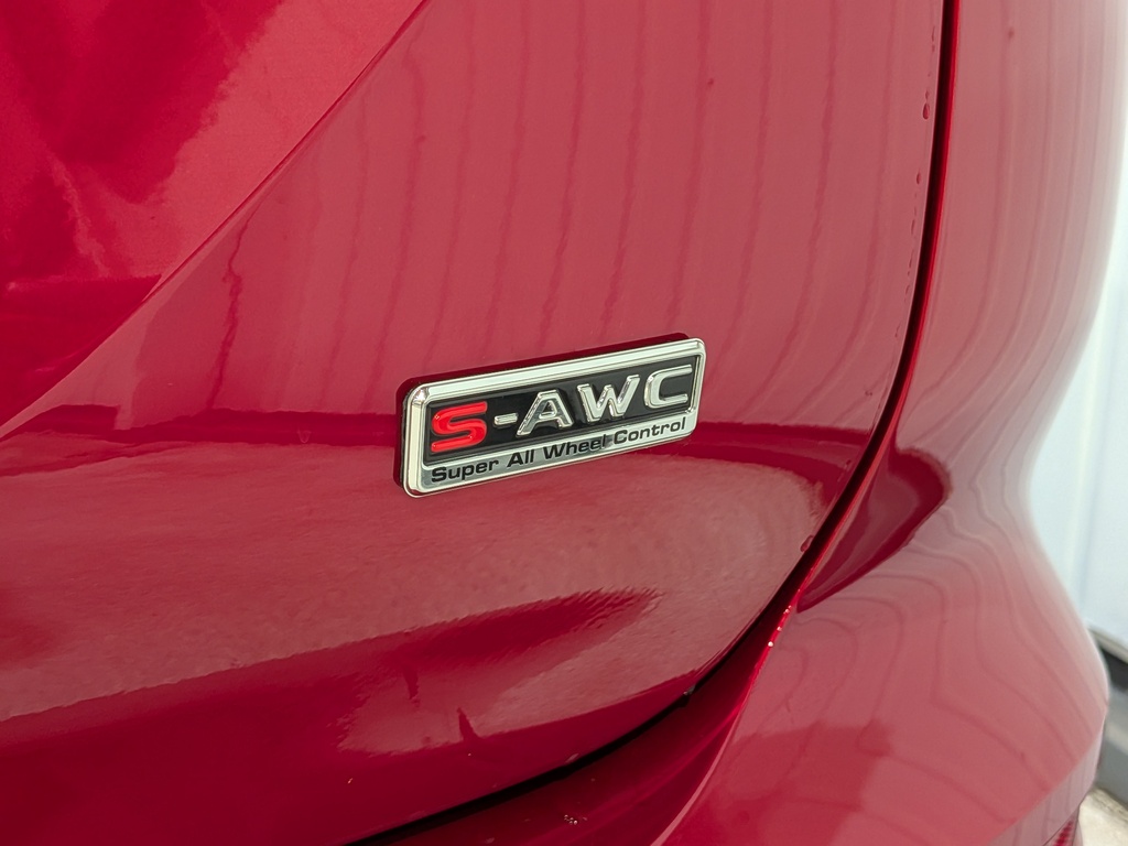 Mitsubishi Outlander 2023