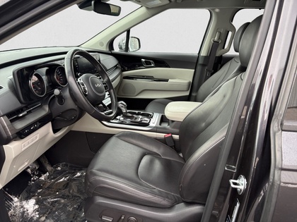 used 2024 Kia Carnival car, priced at $44,095