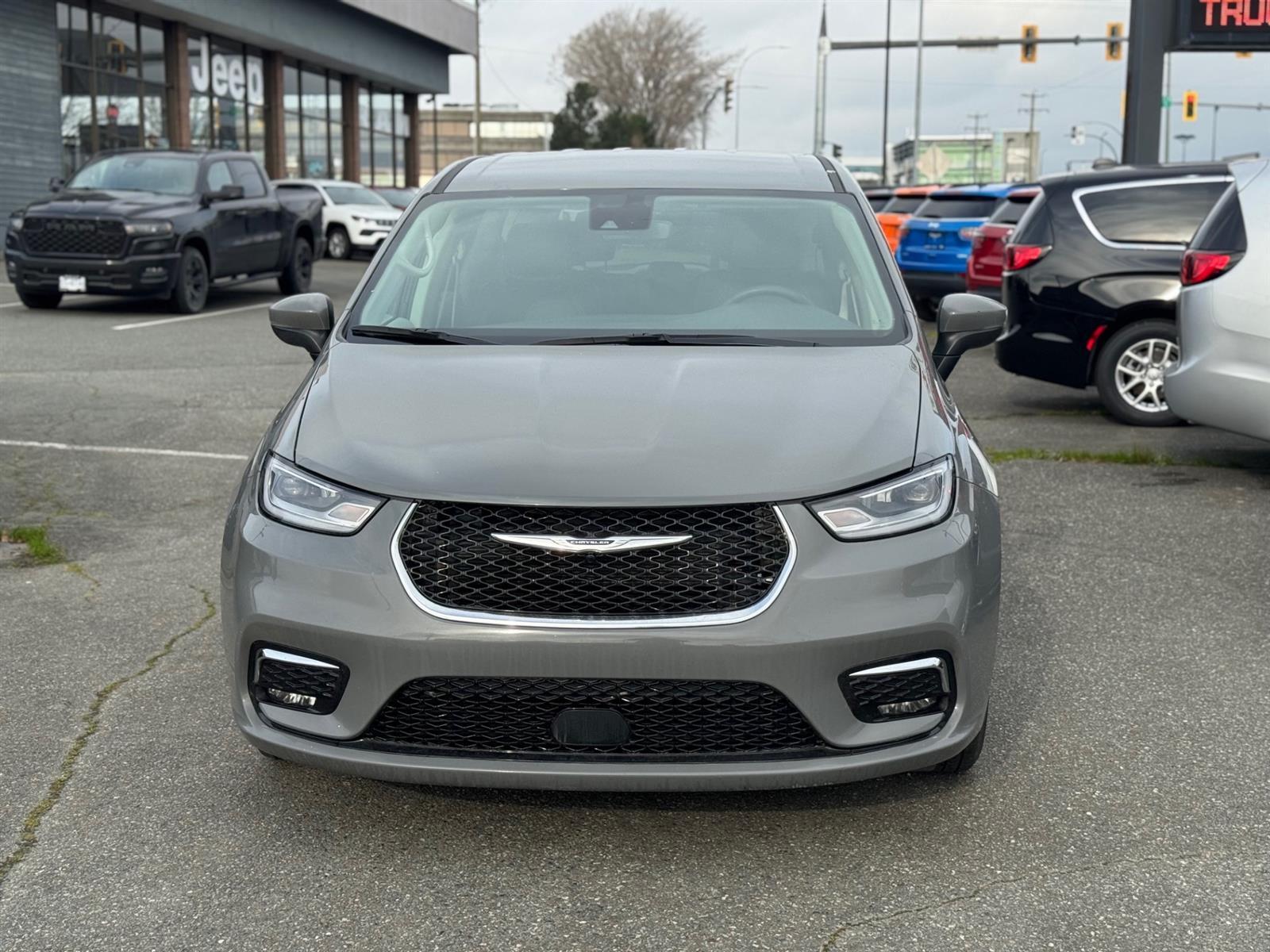 2023 Chrysler Pacifica