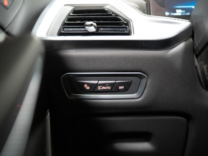 used 2024 BMW X7 car, priced at $80,900