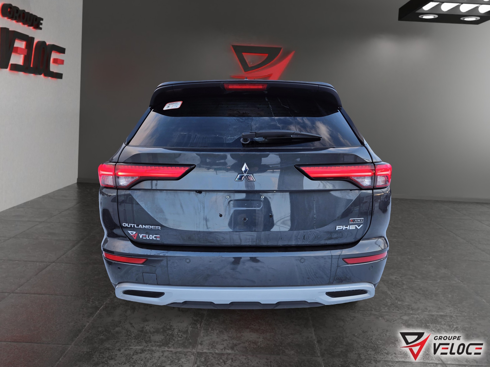 2024 Mitsubishi Outlander PHEV