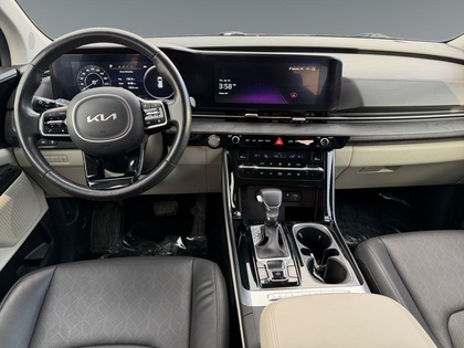 used 2024 Kia Carnival car, priced at $44,495