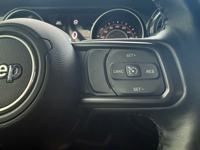 2023 Jeep Wrangler 4-Door - Gallery image 15