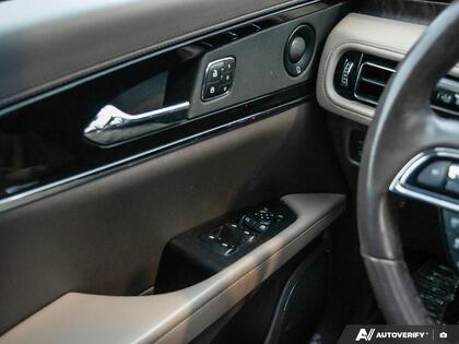 used 2021 Lincoln Nautilus car, priced at $31,800