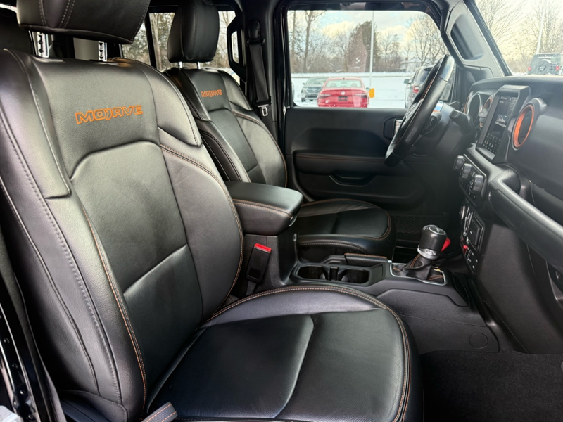 2023 Jeep Gladiator - Gallery image 21