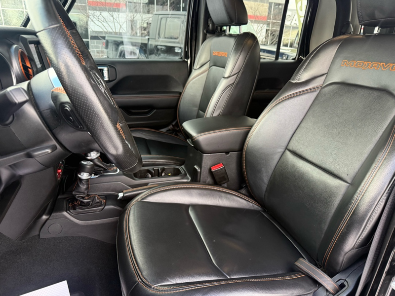 2023 Jeep Gladiator - Gallery image 11