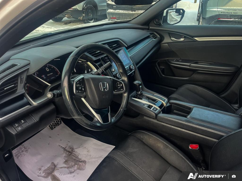 2019 Honda Civic Sedan - Gallery image 9