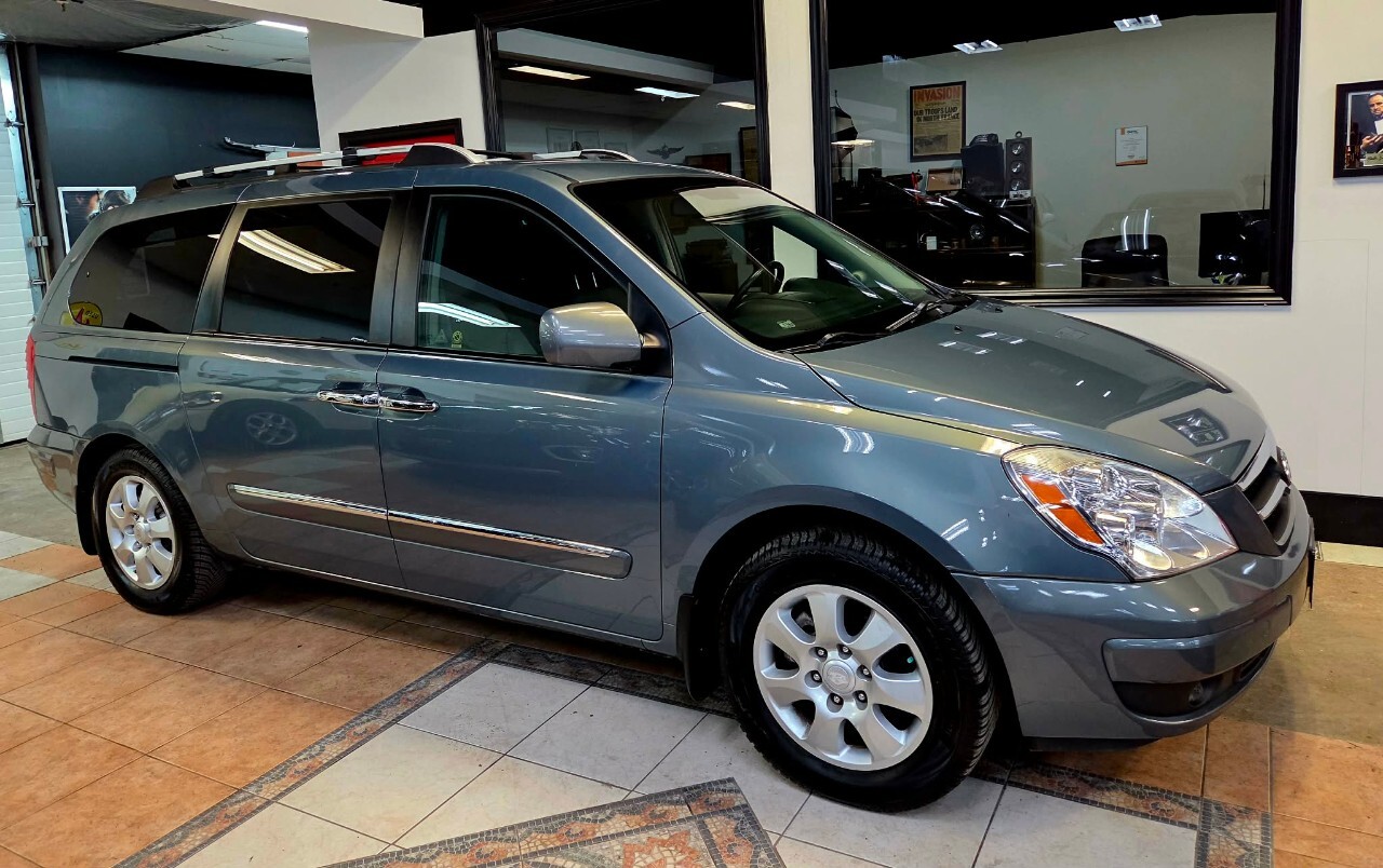 2007 Hyundai Entourage