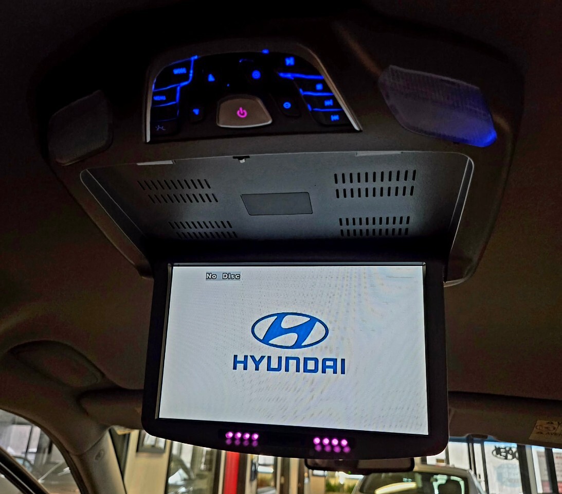 2007 Hyundai Entourage