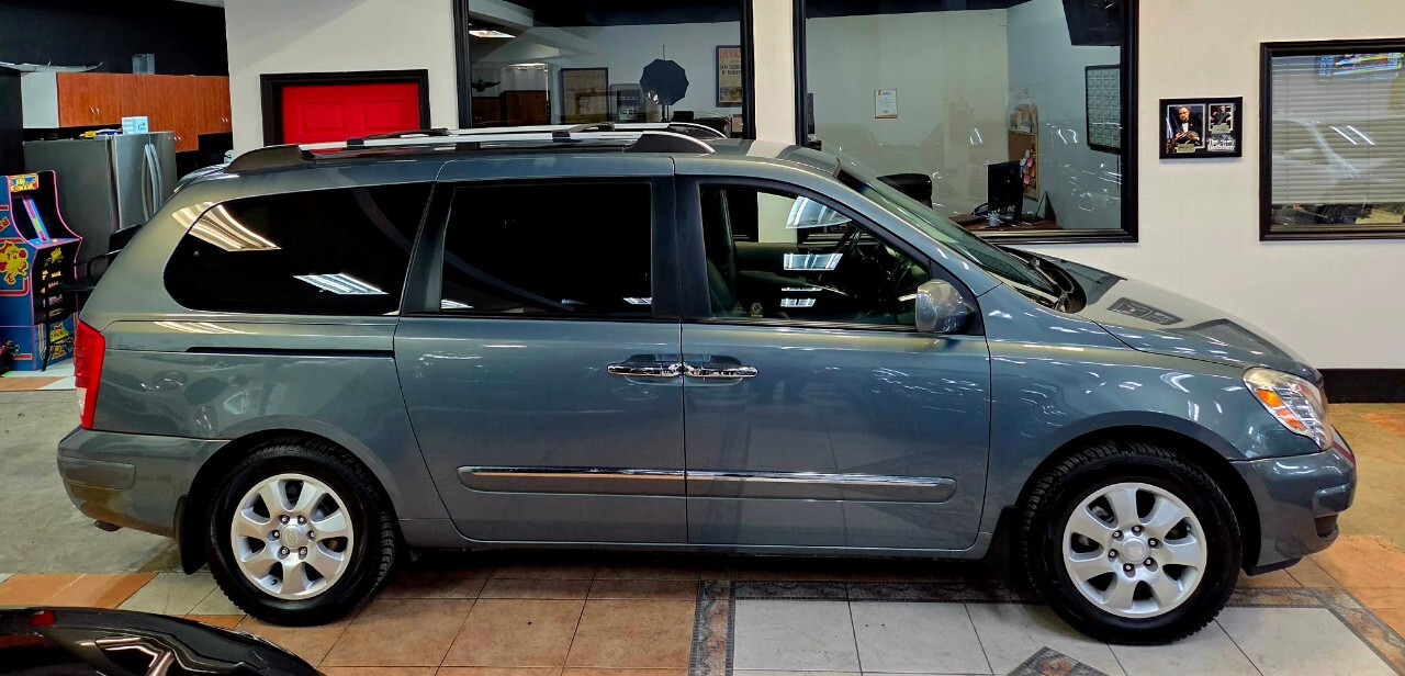 2007 Hyundai Entourage