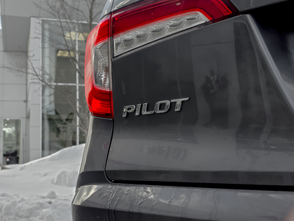used 2019 Honda Pilot car, priced at $27,995