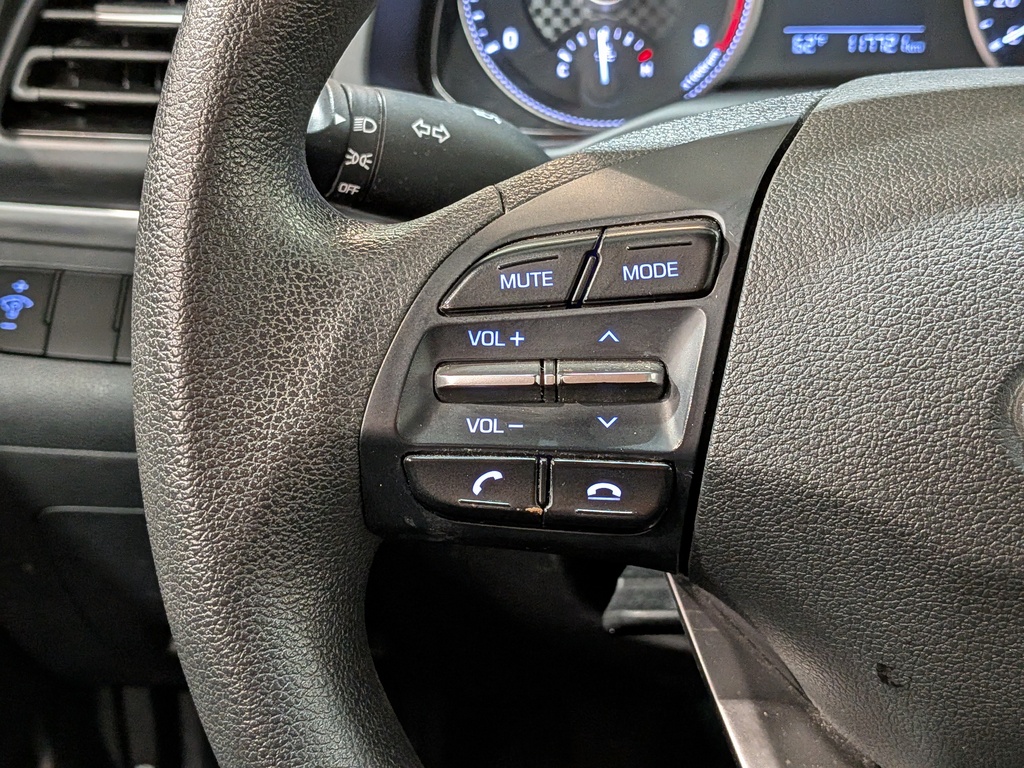 Hyundai Elantra 2020