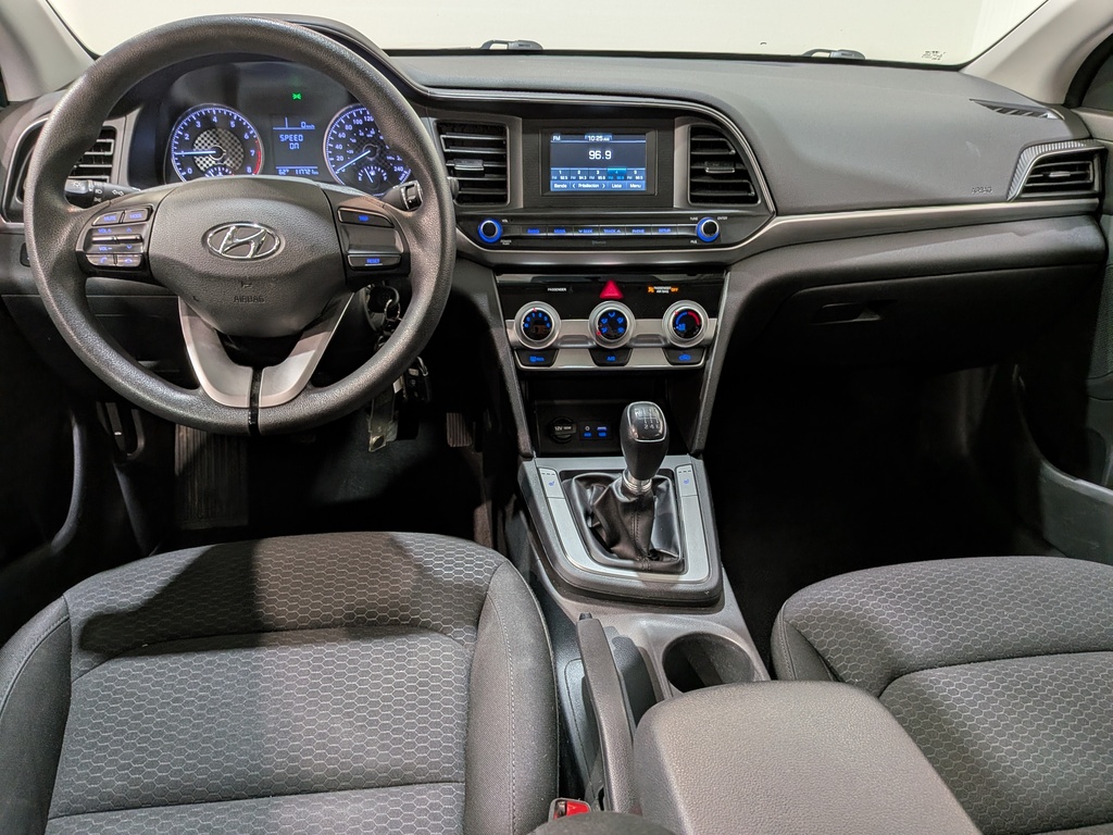 Hyundai Elantra 2020
