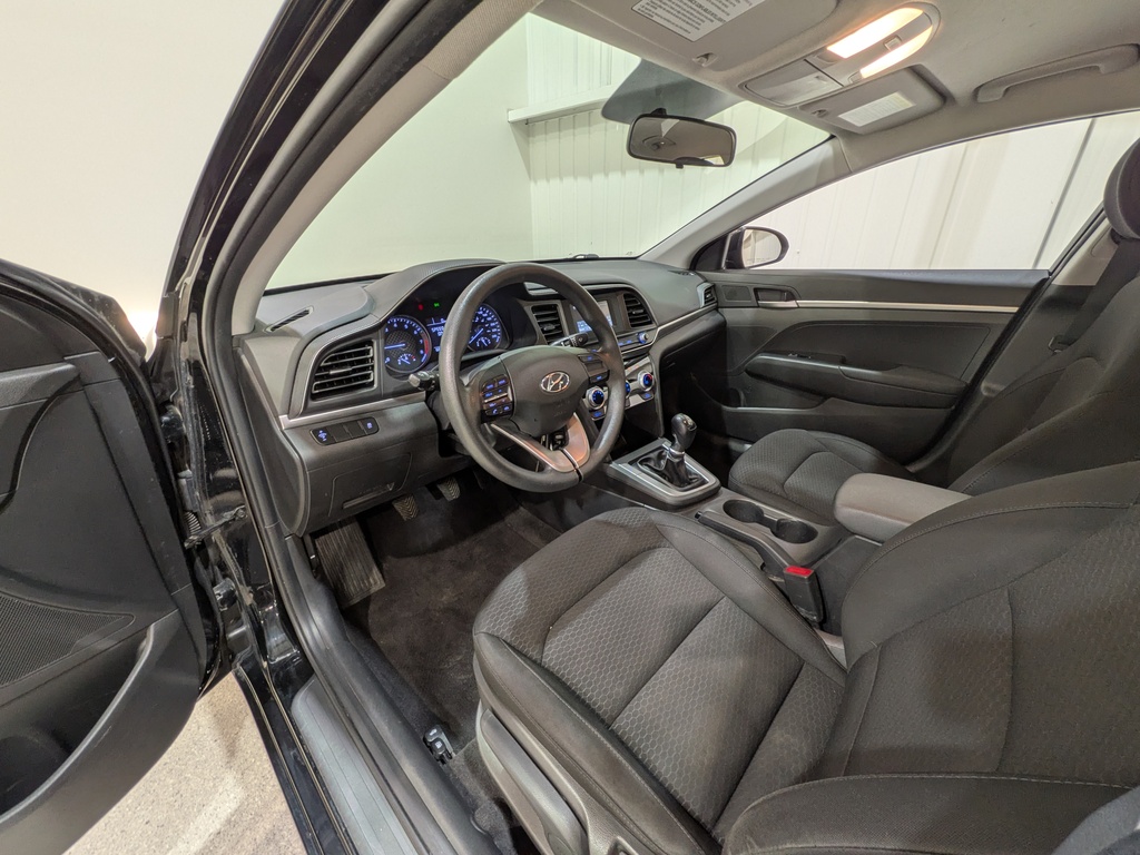 Hyundai Elantra 2020